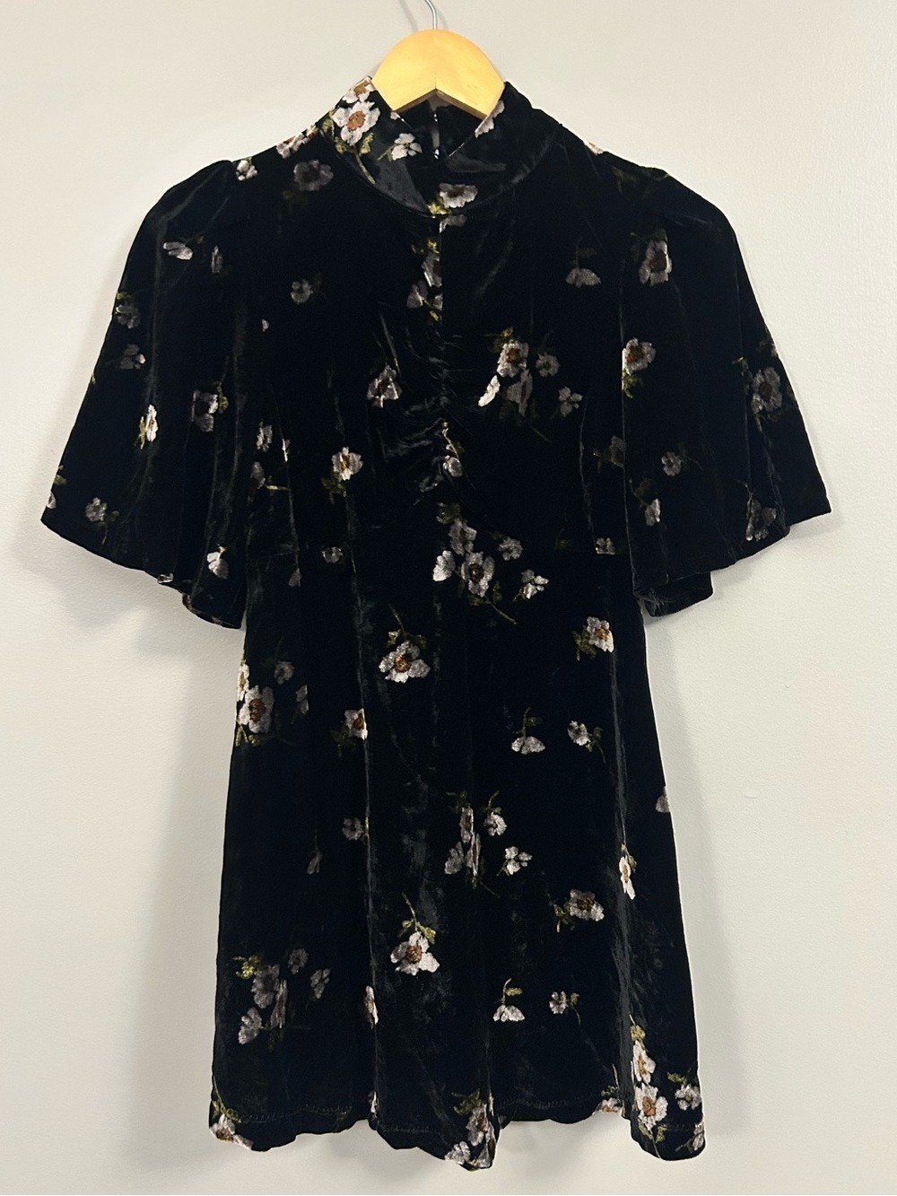 Free People Be My Baby Black Floral Velvet Mini Dress with Flutter Sleeves Sz 2 - Picture 3 of 11
